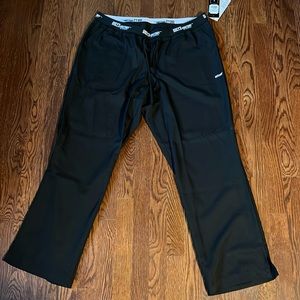 NWT women’s greys anatomy scrub pant